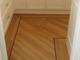 Luxury Vinyl Tiles - Wood - Amtico Signature American Oak - Superfloors Sydney