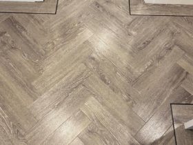 Luxury Vinyl Tiles - Wood - Amtico Signature Aspen Oak Parquet Design - Superfloors Sydney