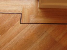 Luxury Vinyl Tiles - Wood - Amtico Signature Classic Oak With Border Vinyl - Superfloors Sydney