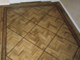 Luxury Vinyl Tiles - Wood - Amtico Signature Classic Oak Parquet Design - Superfloors Sydney