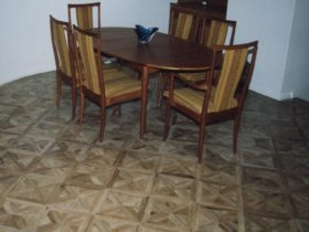 Luxury Vinyl Tiles - Wood - Amtico Signature Wild Walnut Design - Superfloors Sydney