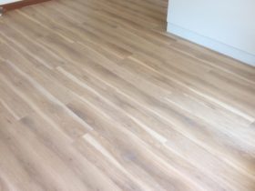 Luxury Vinyl Tiles - Wood - Amtico Spacia Eden Oak Vinyl - Superfloors Sydney