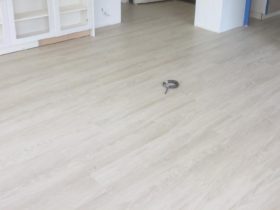 Luxury Vinyl Tiles - Wood - Amtico Spacia White Oak Vinyl Design - Superfloors Sydney