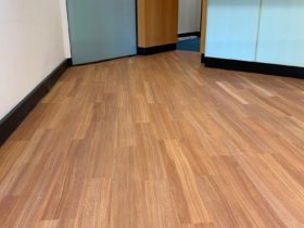 Luxury Vinyl Tiles - Wood - Karndean Knight Natural Spotted Gum - Superfloors Sydney